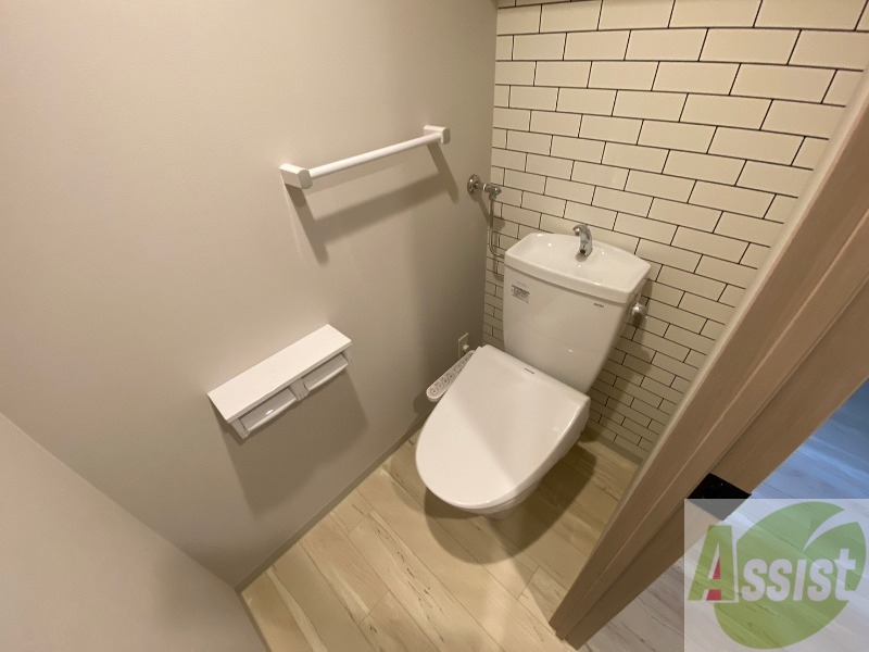 トイレ　こちらはトイレです。清潔感があり、安心して使用できます。
