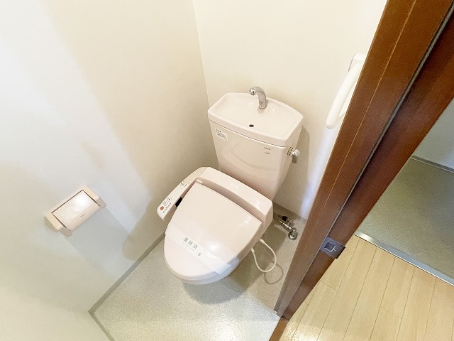 トイレ　清潔感のあるトイレです
