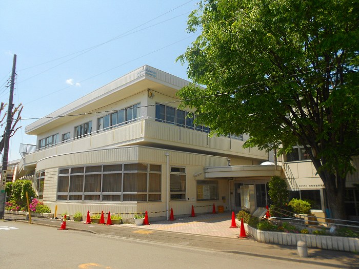 図書館　国分寺市立光図書館（図書館）まで763m