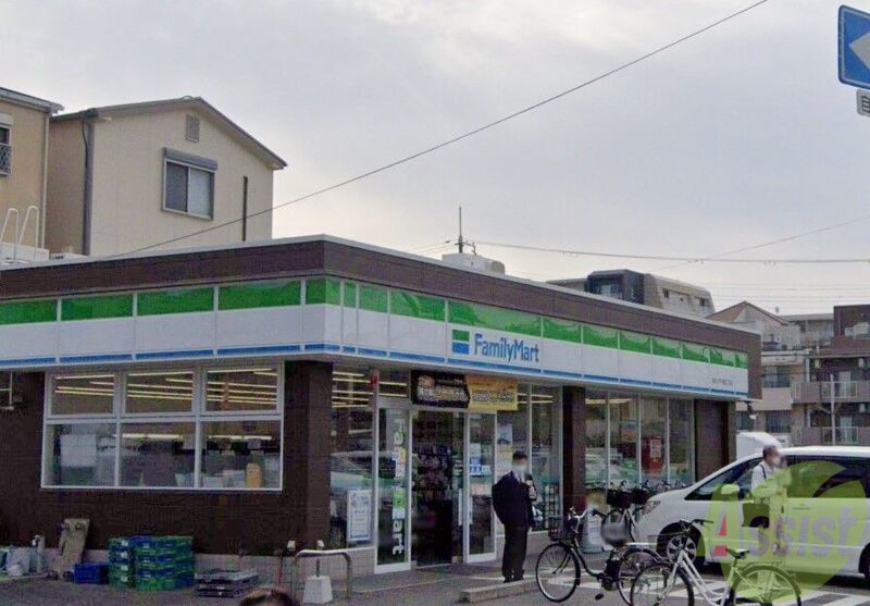 コンビニ　ファミリーマート 西宮上甲子園五丁目店（コンビニ）まで764m