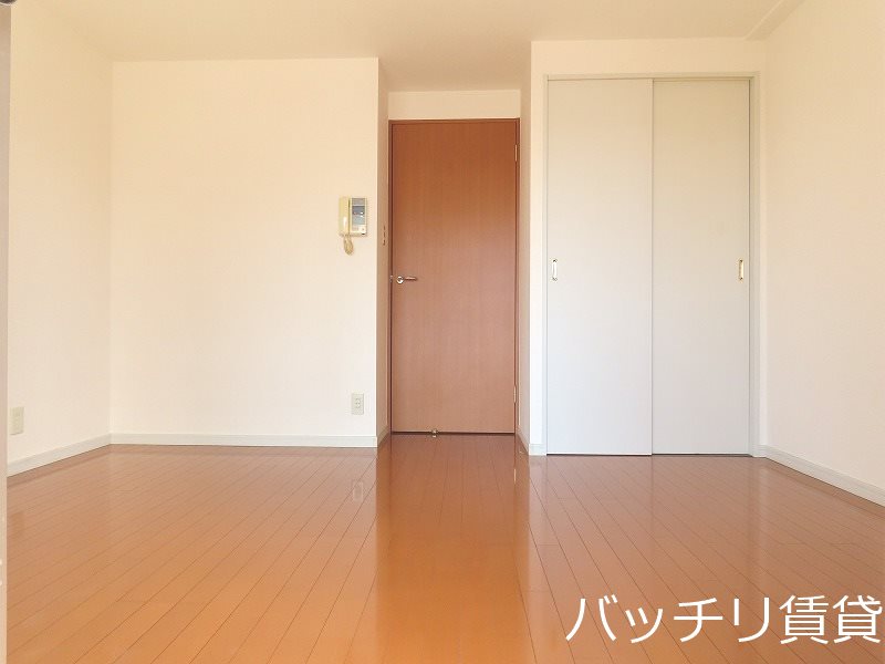 居室・リビング　画像は別号室イメージの為、現況を優先いたします。