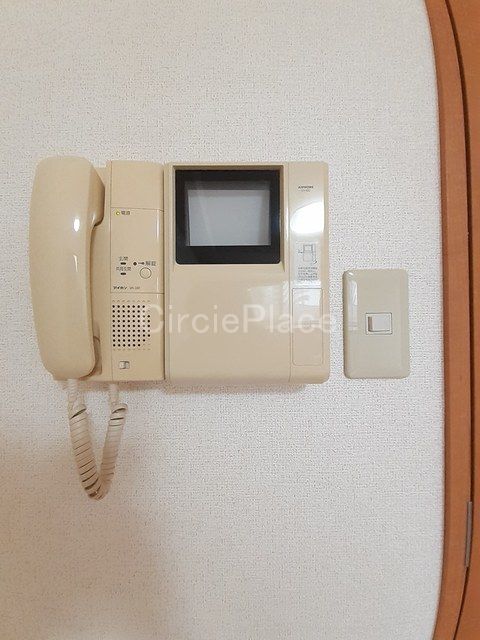 セキュリティ　安心なTVモニター付きインターホン
