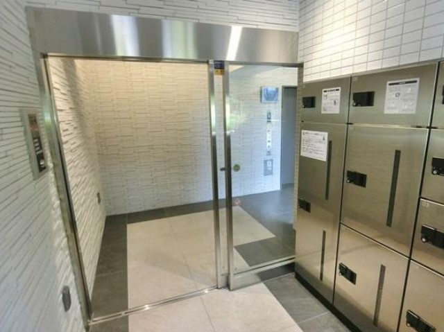 セキュリティ　オートロック完備