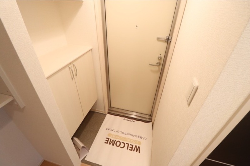 玄関　図面と現状に相違がある場合には現状を優先
