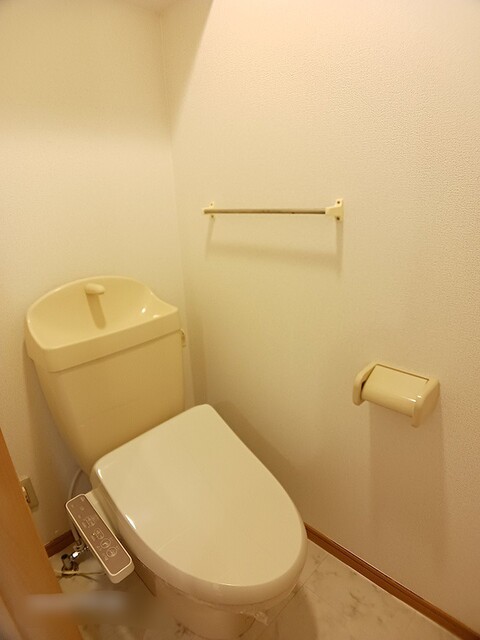 ラフィーネ不動今井のトイレ写真