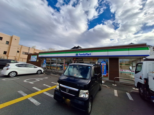 コンビニ　ファミリーマート　川越砂新田４丁目店（コンビニ）まで767m