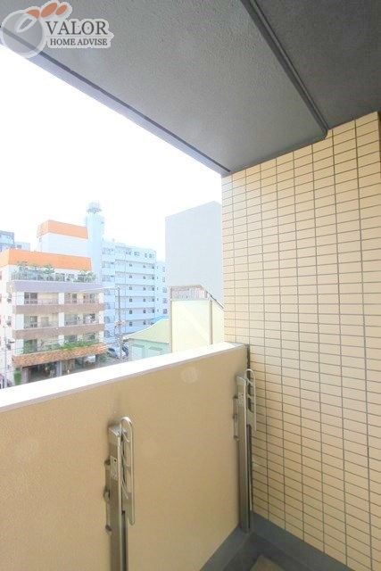 ブルーライン 伊勢佐木長者町駅 徒歩5分 10階建 築10年の内装写真