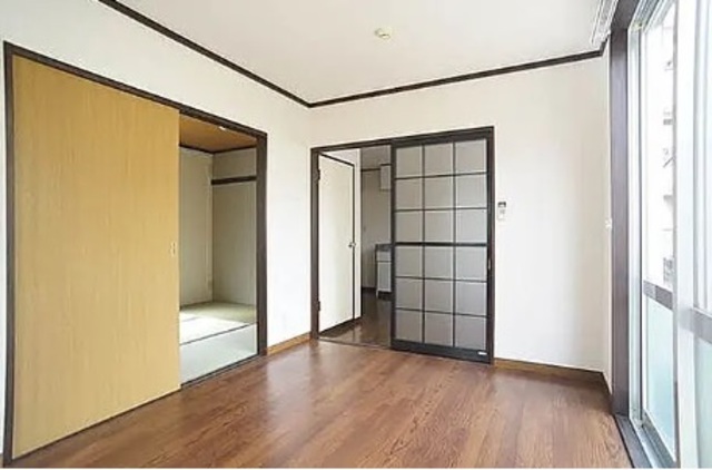 ジュネスさがみはらの居間写真