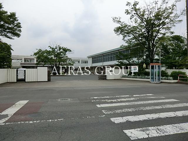 中学校　久喜市立菖蒲中学校（中学校）まで2061m