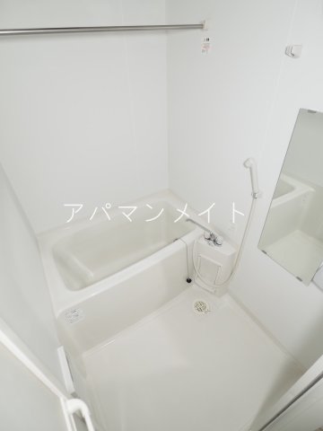 バス・シャワールーム　追い焚き付き！