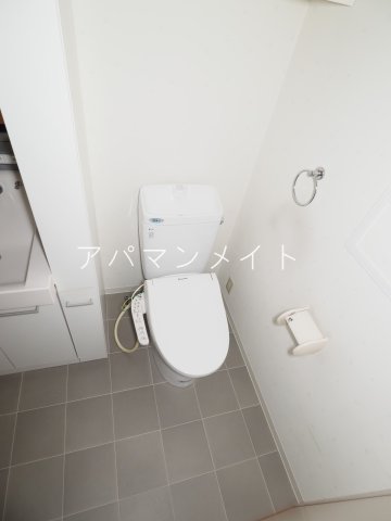 トイレ　ウォシュレット付き！