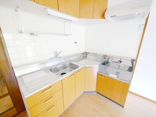 キッチン　※別部屋参考写真です