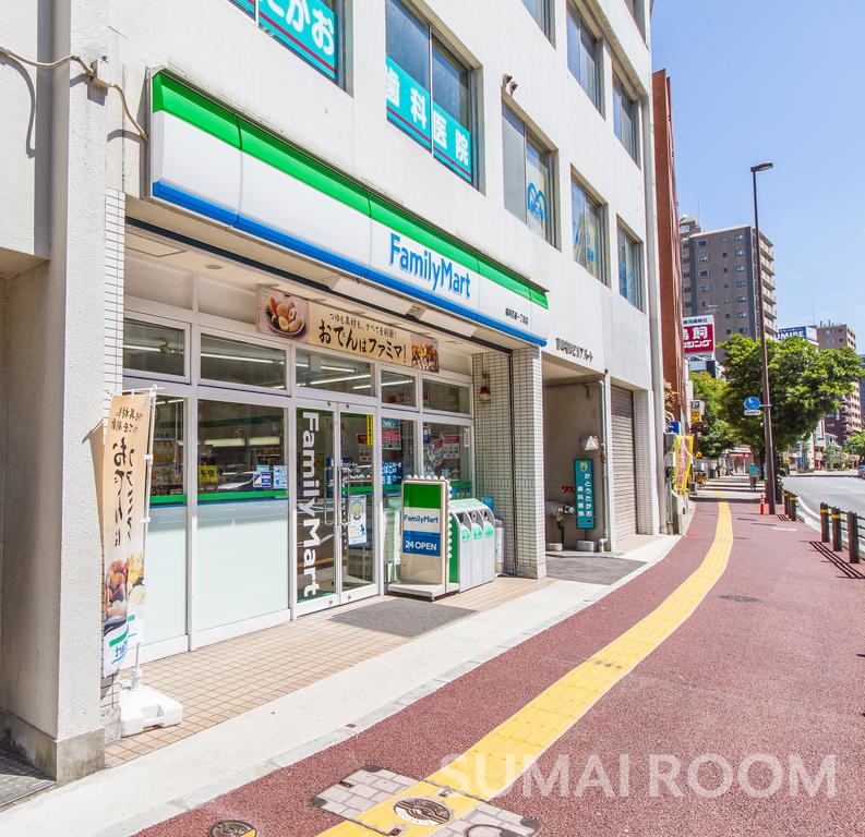 コンビニ　ファミリーマート福岡百道一丁目店（コンビニ）まで50m