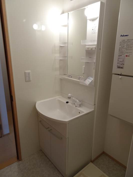 洗面設備　洗髪洗面化粧台