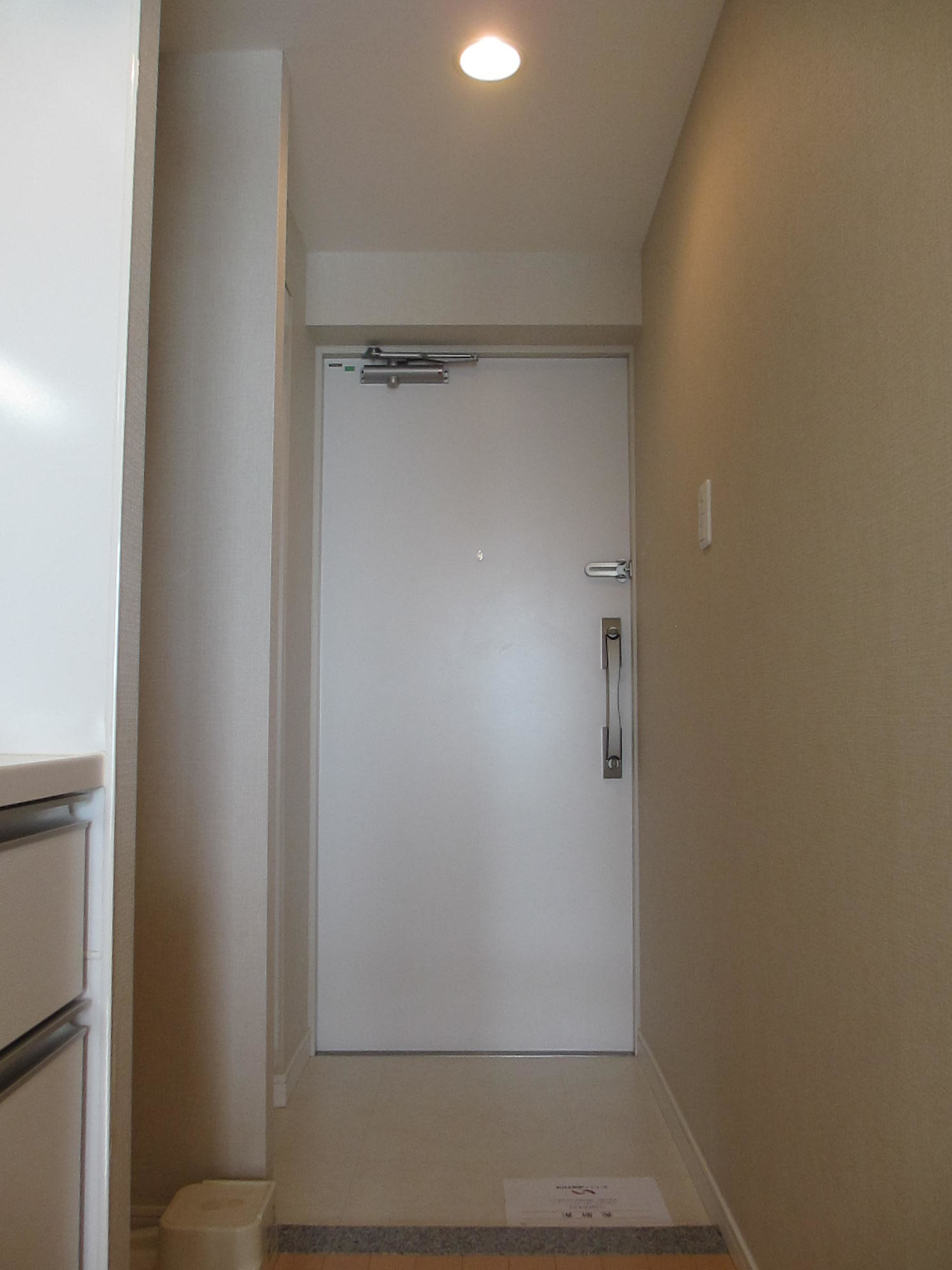 玄関　※同物件、別部屋になります。