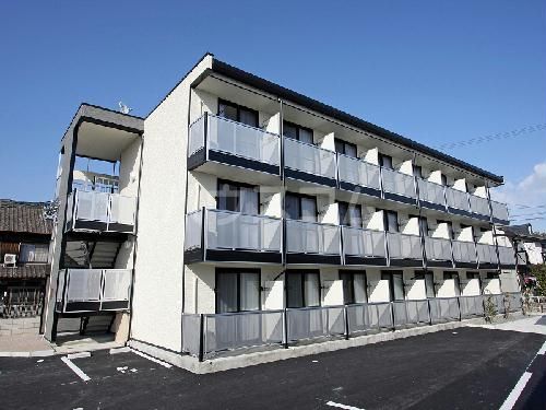 蒲郡市三谷町のマンションの建物外観