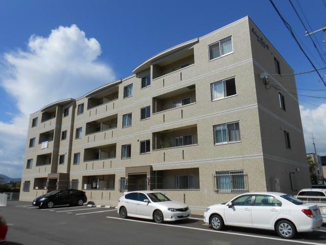 函館市花園町のマンションの建物外観