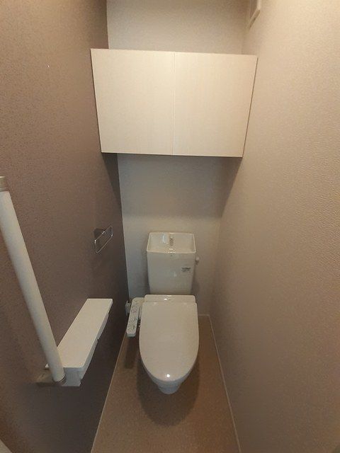 【豊橋市富士見台のアパートのトイレ】
