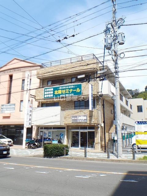 【第一池田ビルの建物外観】