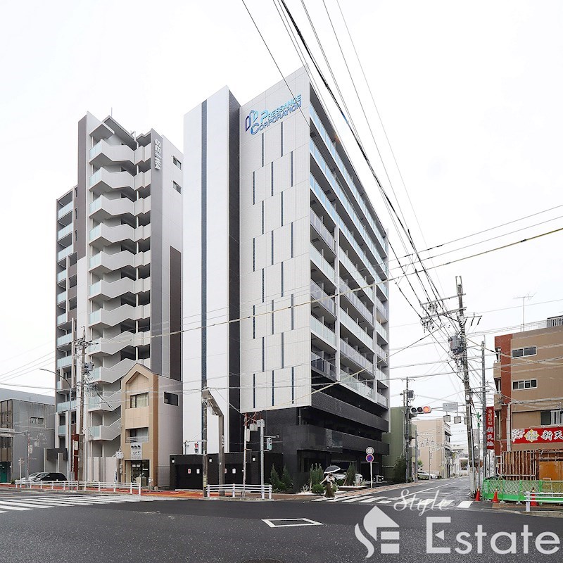 名古屋市中村区太閤通のマンションの建物外観