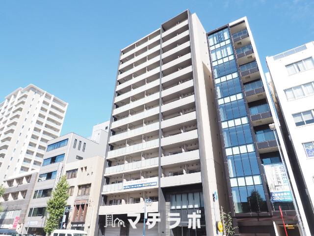 【名古屋市千種区池下のマンションの建物外観】