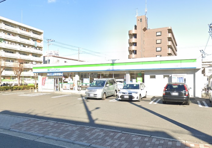 コンビニ　ファミリーマート 加美東店（コンビニ）まで324m