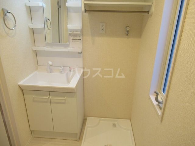 【D-room穴川２丁目の洗面設備】