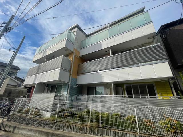 【豊中市待兼山町のマンションの建物外観】