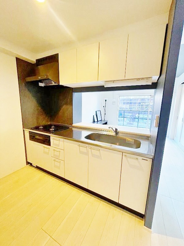 キッチン　★システムキッチングリル付き/３口コンロ★