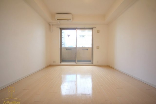 居室・リビング　クラウンハイム北心斎橋フラワーコート