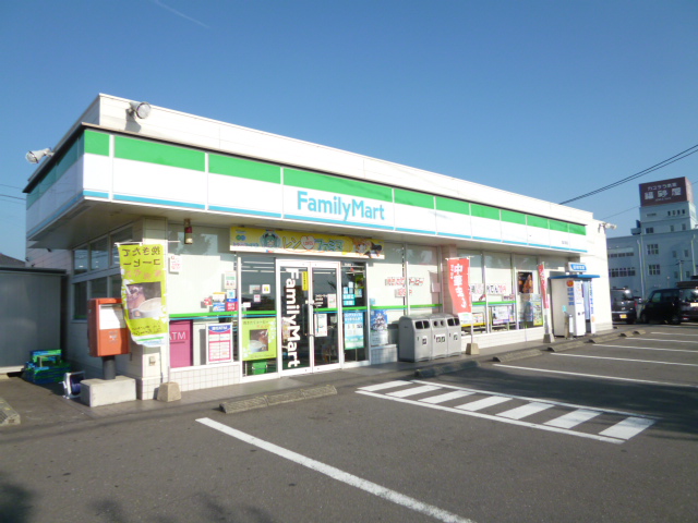 コンビニ　ファミリーマート富の原店（コンビニ）まで359m