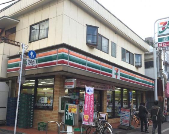 コンビニ　セブンイレブン大田区大森町店（コンビニ）まで404m