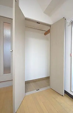 収納　別部屋の写真を使用しております。