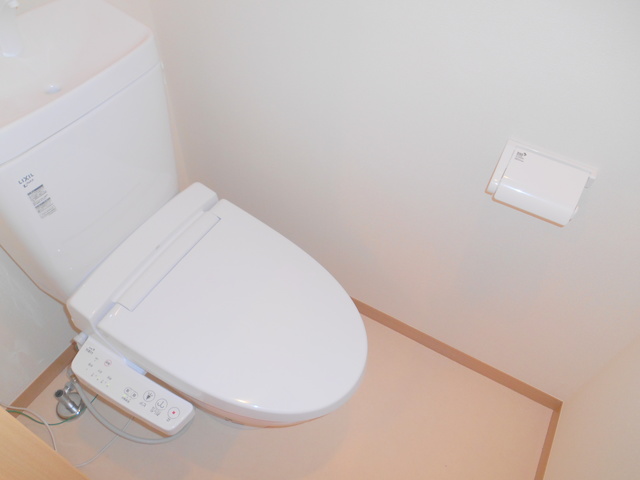 トイレ　トイレ（同タイプ参考写真）