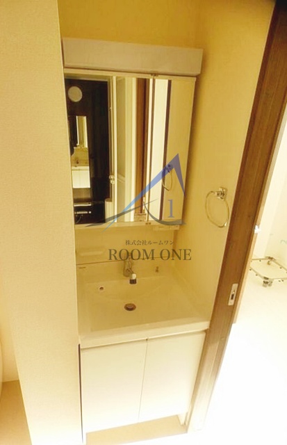 洗面設備　洗面台です。