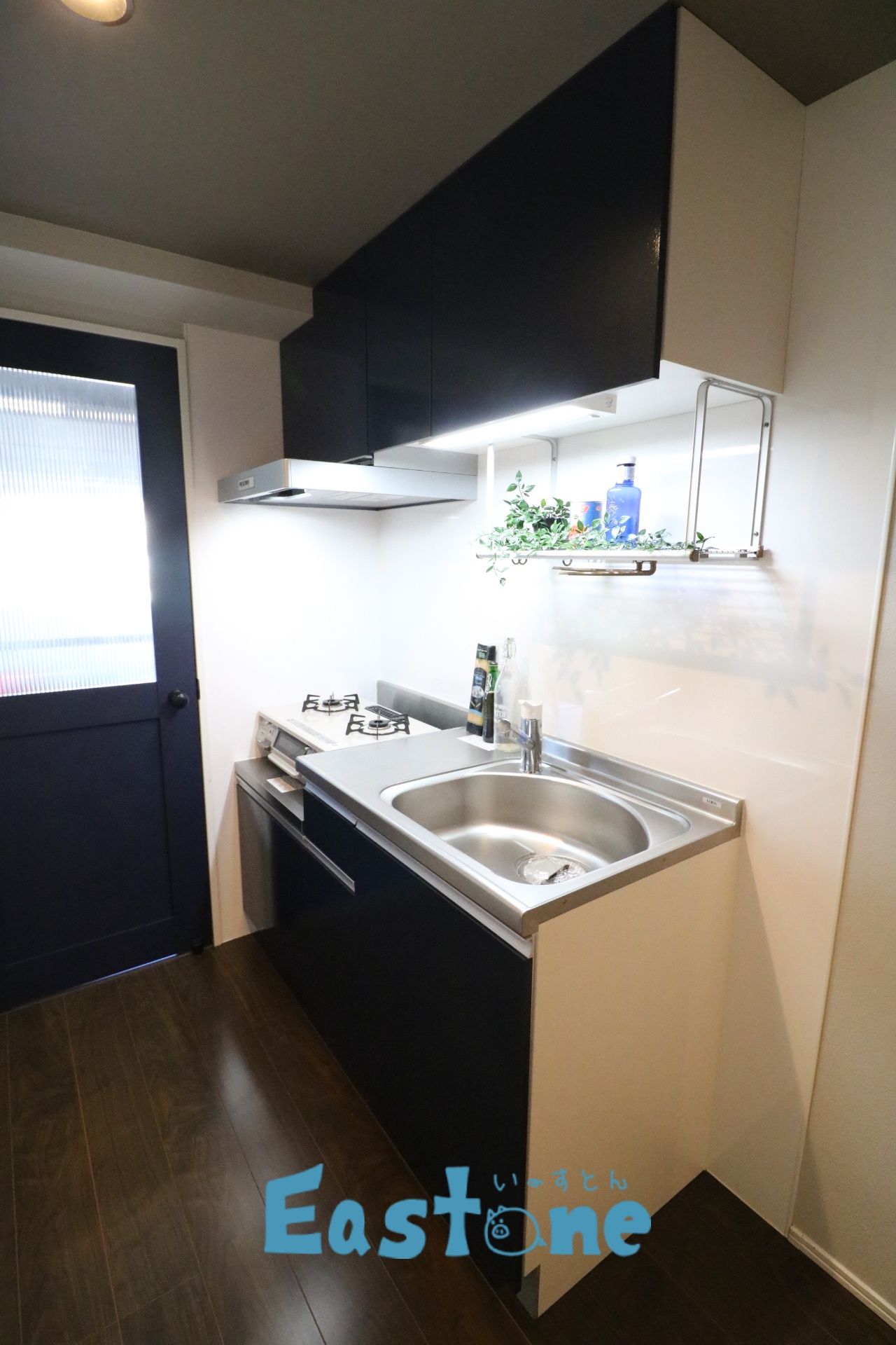 キッチン　使いやすい大きさのシンクや上部棚が◎