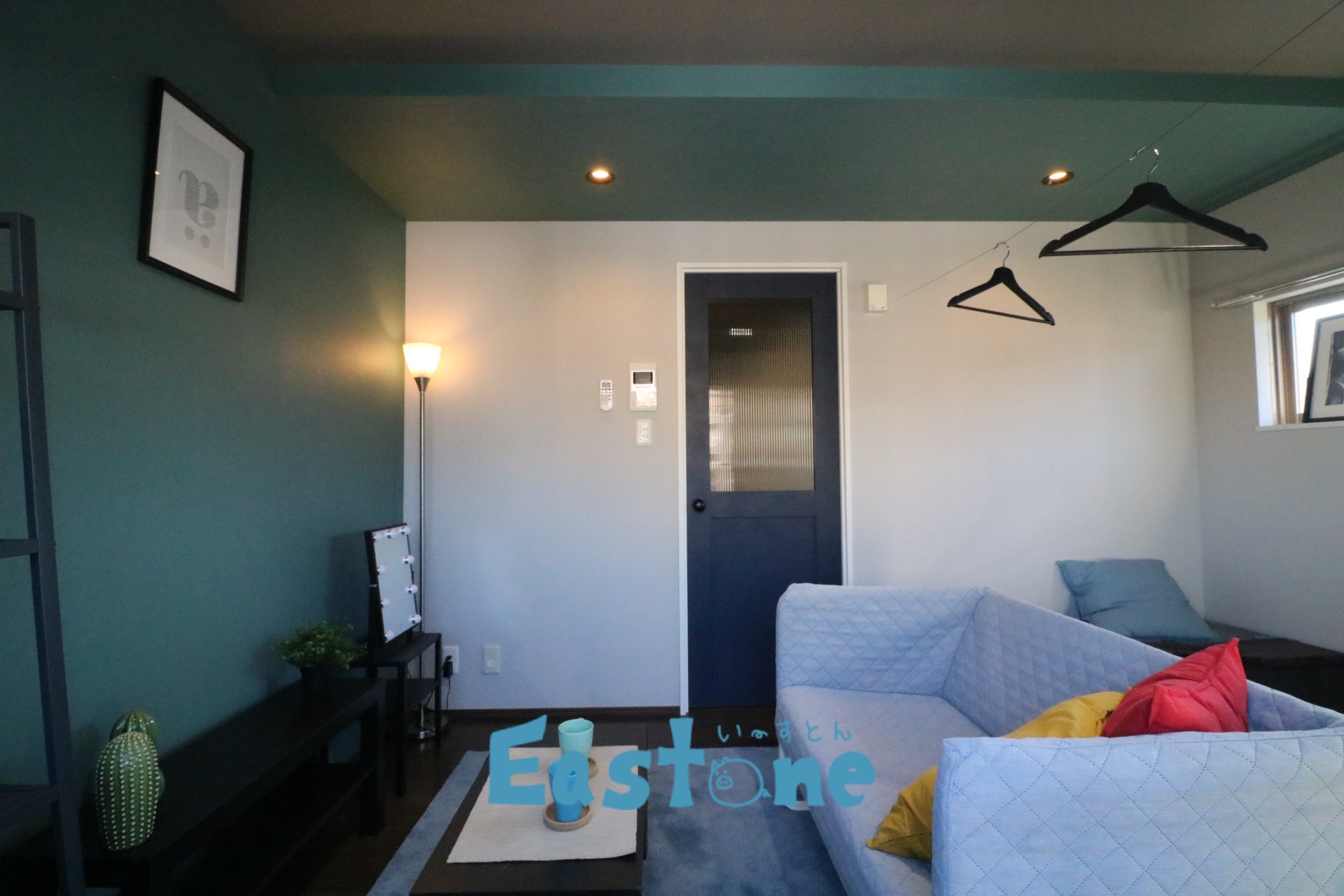 その他　ワイヤータイプの室内物干しも付いてます