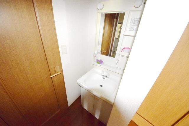 洗面設備　独立洗面台