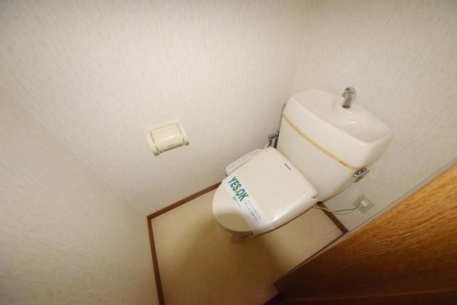 トイレ　バストイレ別