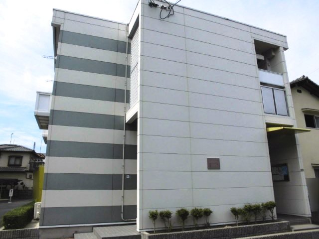 建物外観　※写真と現状が異なる場合は現状を優先