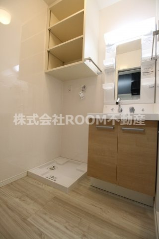 洗面設備　脱衣スペースもあります