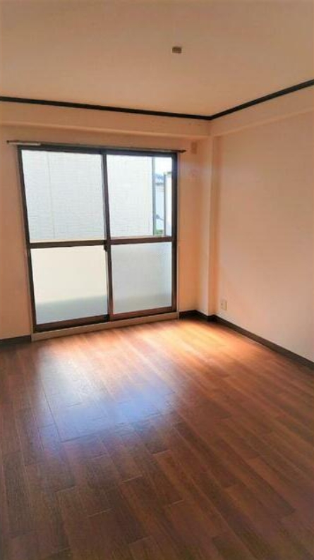 居室・リビング　角部屋・二面採光・2階以上☆