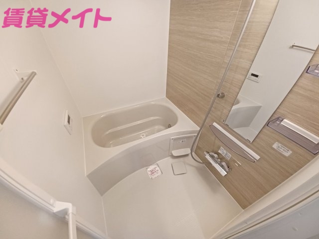 バス・シャワールーム　同物件別室画像
