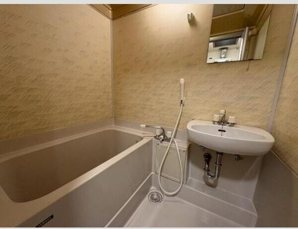 バス・シャワールーム　きれいなお風呂で快適バスタイム♪