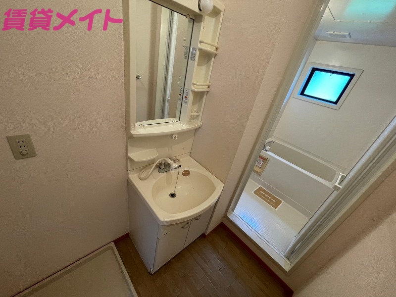 洗面設備　同物件別室画像