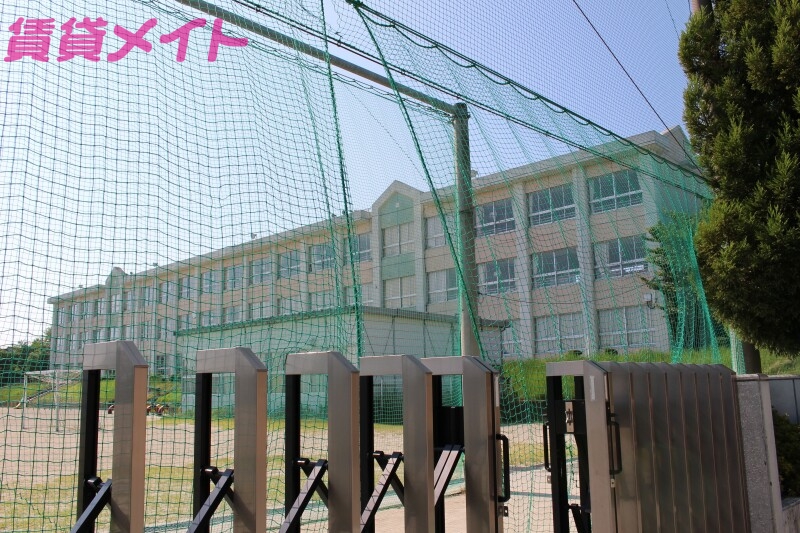 小学校　桑名市立大山田南小学校（小学校）まで482m