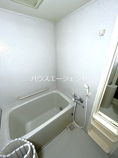 バス・シャワールーム　お風呂です※参考写真は別号室です。
