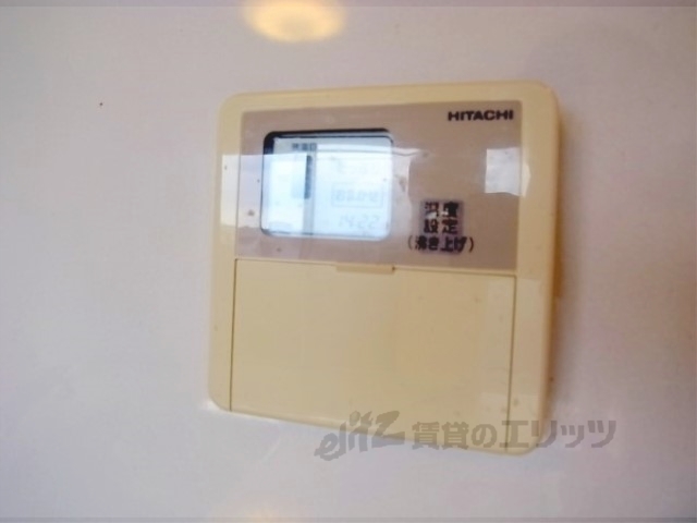 その他設備　給湯器リモコン