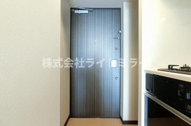玄関　玄関?