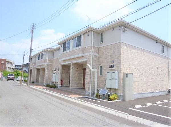 建物外観　木造２階建て　オシャレな外観！